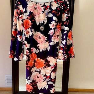 Floral Dress With Fabulous Bell Sleeves🌸